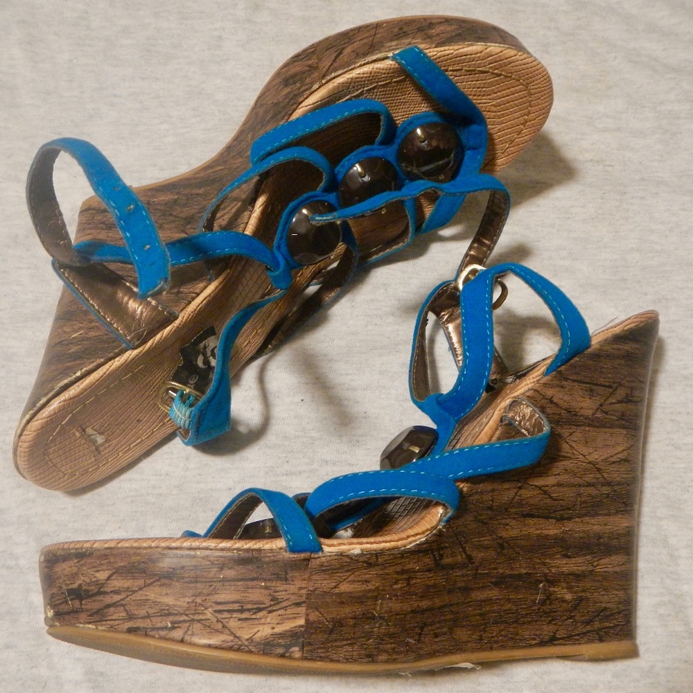 Rue 21 Blue strappy beaded wedge. Size 6.5